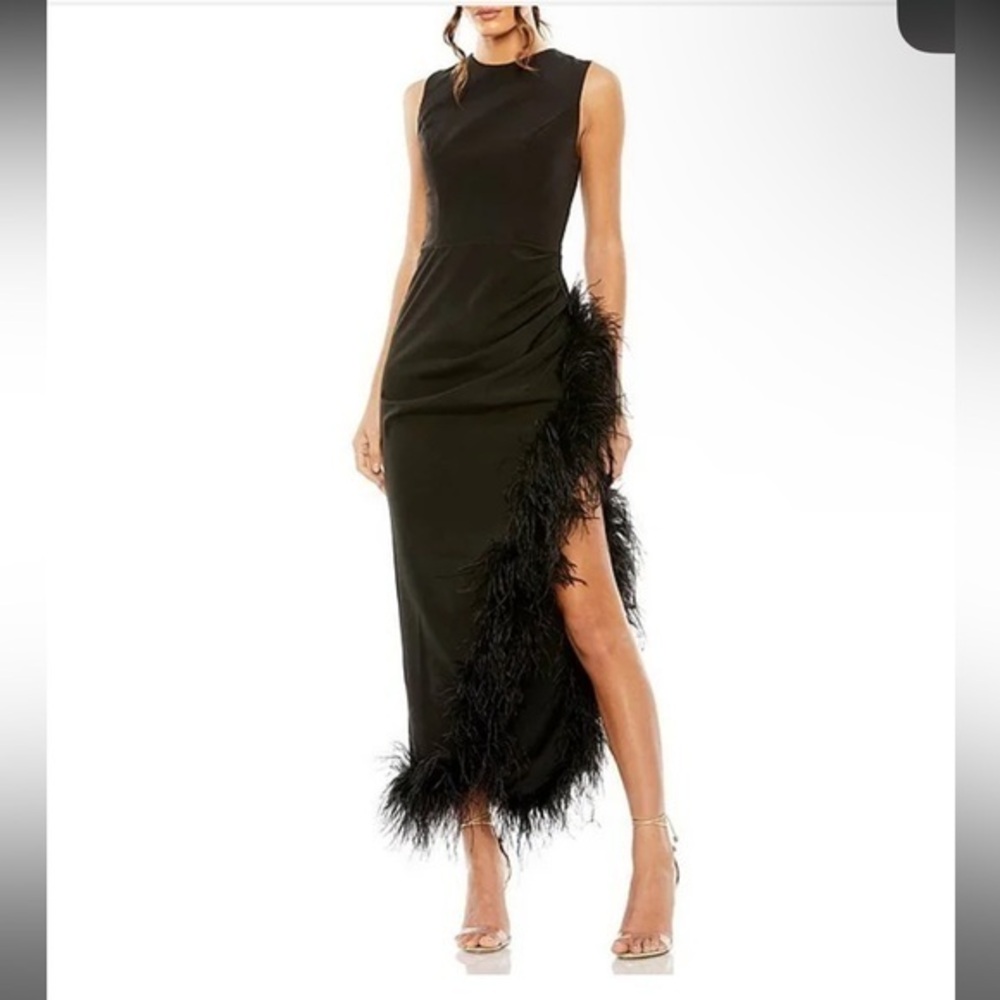 RARE! NWT - Mac Duggal - Black Feather Hem Dress - Size 8